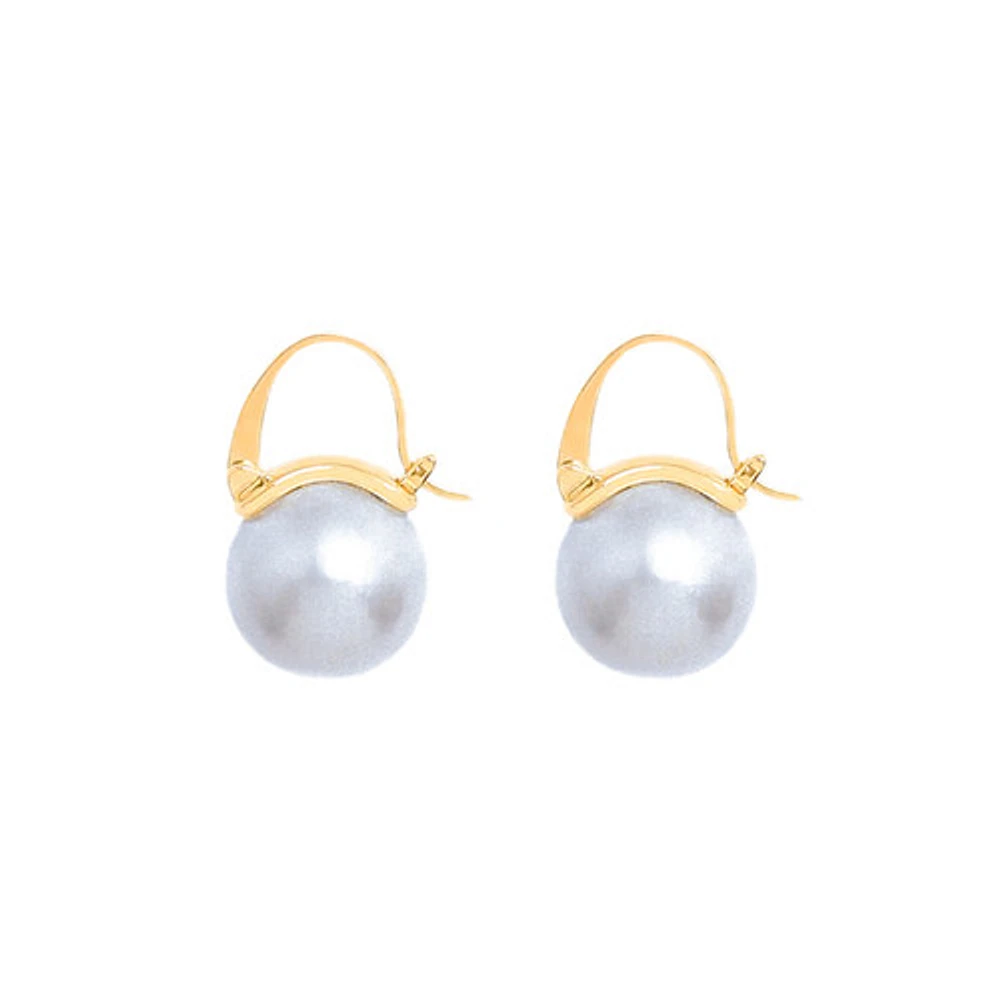 Bold Gray Pearl Hoops