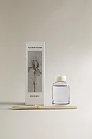(4.06 oz) FLEUR DE VÉTIVER SCENTED REED DIFFUSER