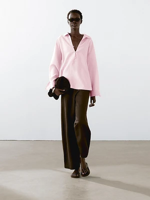 Lightweight blouse with polo collar