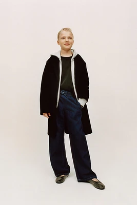 MANTEAU CONTENANT DE LA LAINE