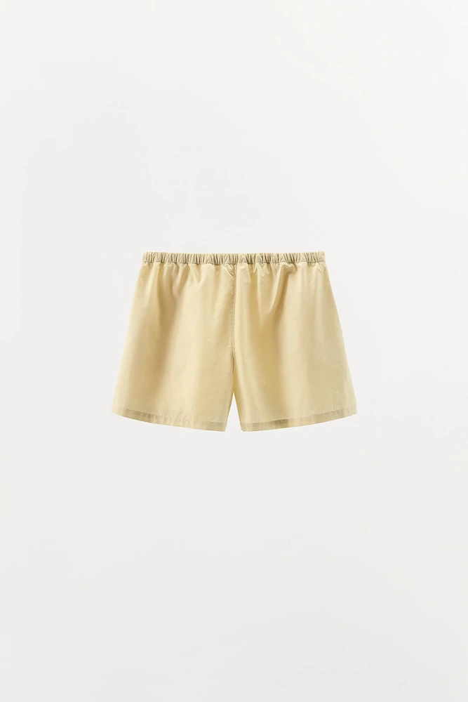 POPLIN SHORTS WITH STITCHING