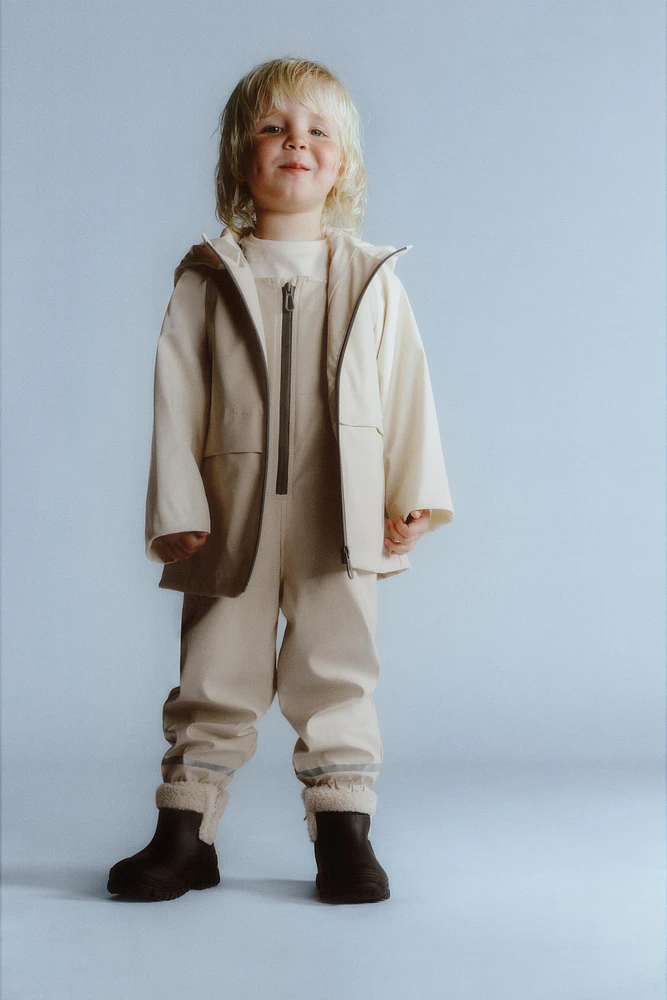 RUBBERIZED RAINCOAT