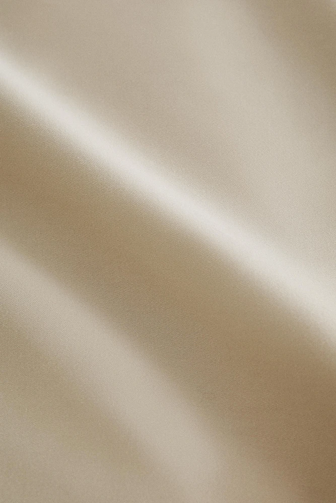 THICK SATEEN FLAT SHEET (300 THREAD COUNT)