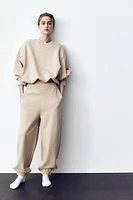 SWEATPANTS