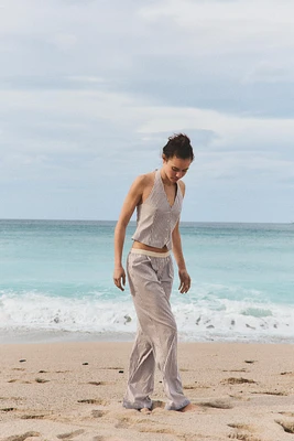 STRIPED HALTER VEST TOP