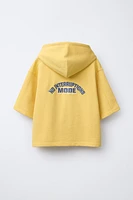 SWEAT À CAPUCHE ET MANCHES COURTES