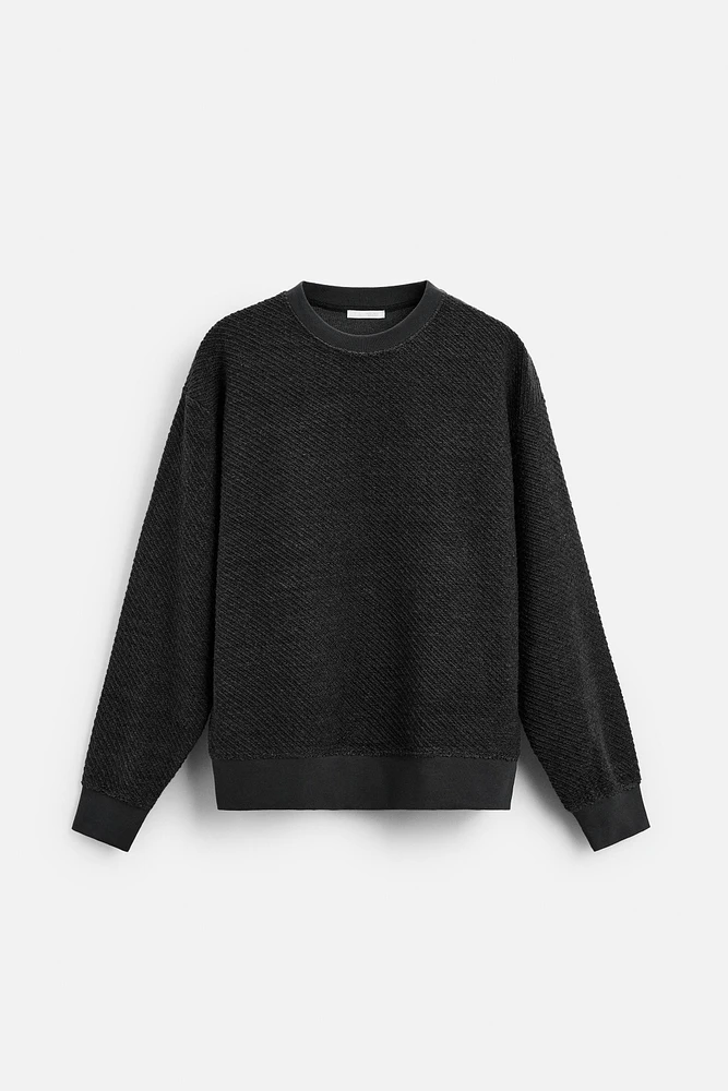 SWEAT STRUCTURÉ DIAGONAL