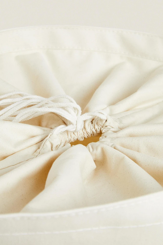 ROUND LAUNDRY HAMPER WITH HANDLES