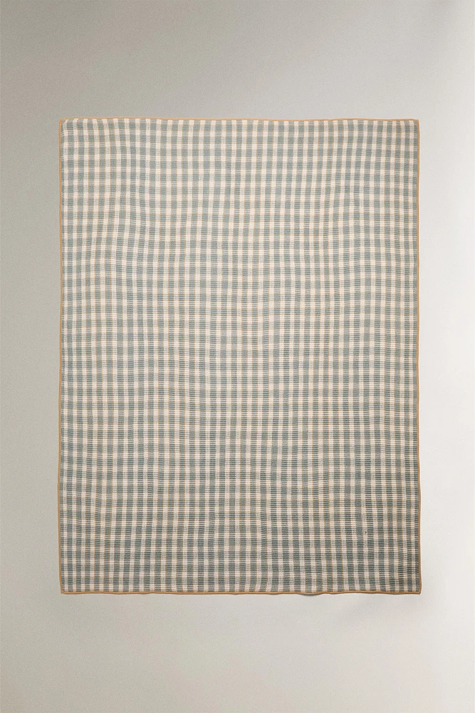 CHECK WAFFLE-KNIT BLANKET
