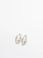 Boucles d’oreilles anneaux à brillants