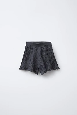 TEXTURED KNIT SHORTS