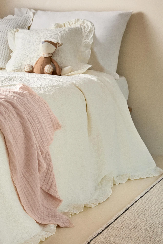 CHILDREN'S TEXTURED BEDSPREAD
