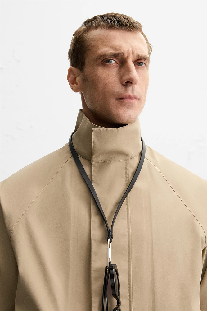 LIGHTWEIGHT WATER REPELLENT PARKA
