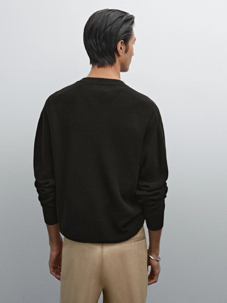 Pull en maille de coton à col boutonné