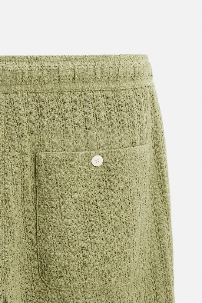TEXTURED PANTS