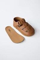 SANDALES STYLE PLAGE BAREFOOT EN CUIR