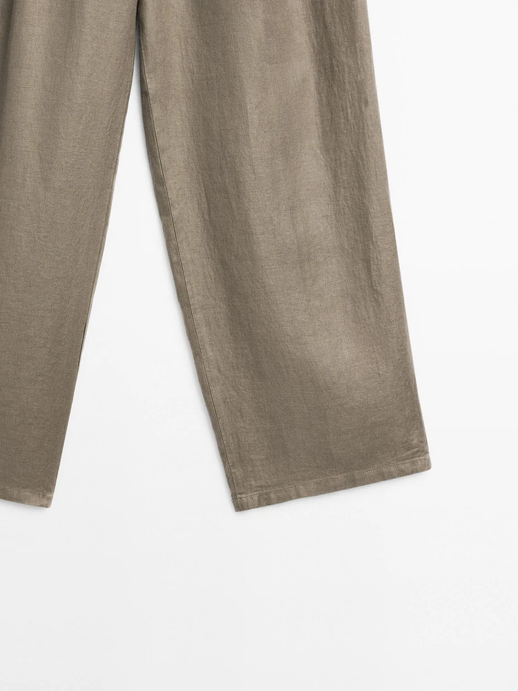 100% linen wide-leg mid-rise trousers