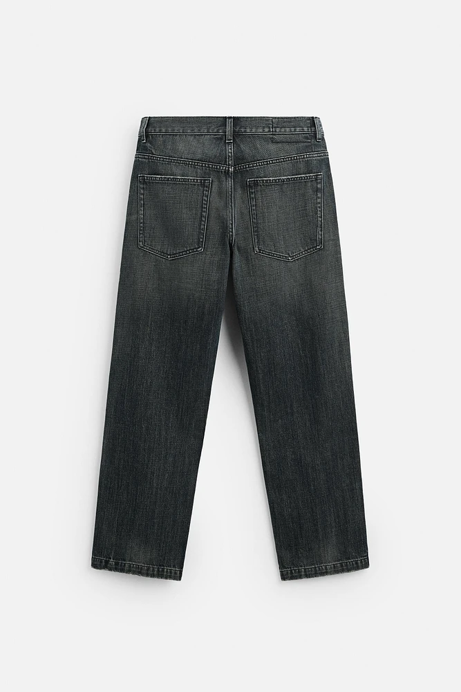 STRAIGHT FIT RELAXED JEANS