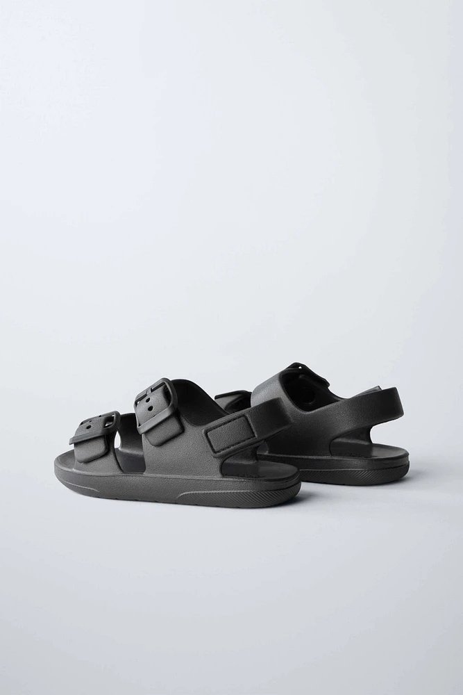 POOL SANDALS