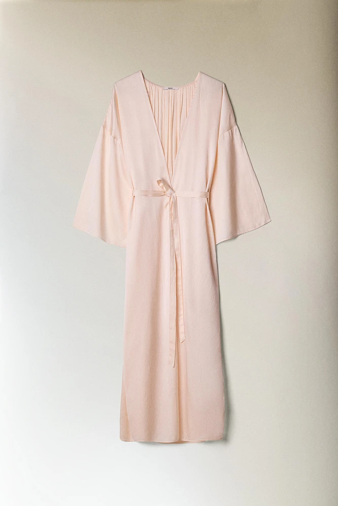 PLEATED SATEEN ROBE