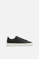 BASIC SNEAKER