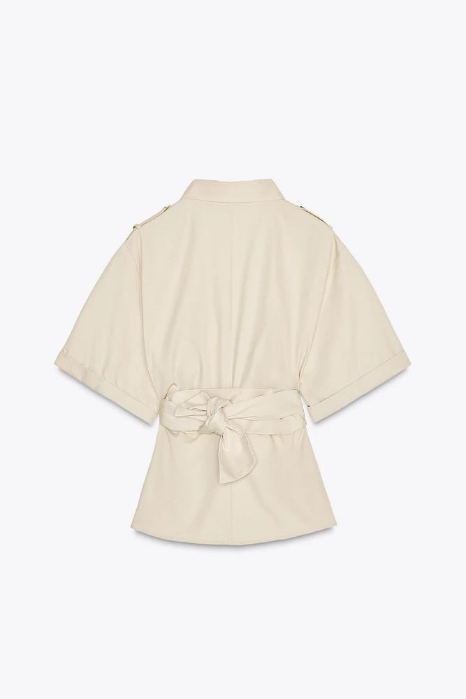 CHEMISE À PASSANTS ET CEINTURE