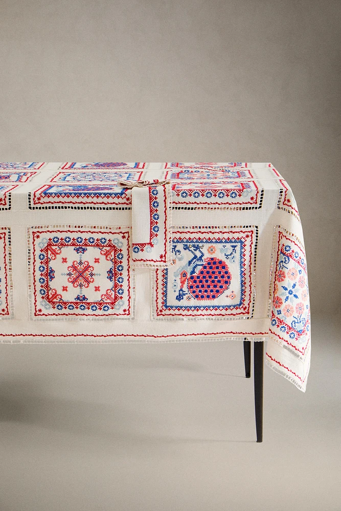 NAPPE COTON LIN BRODERIES POINT DE CROIX