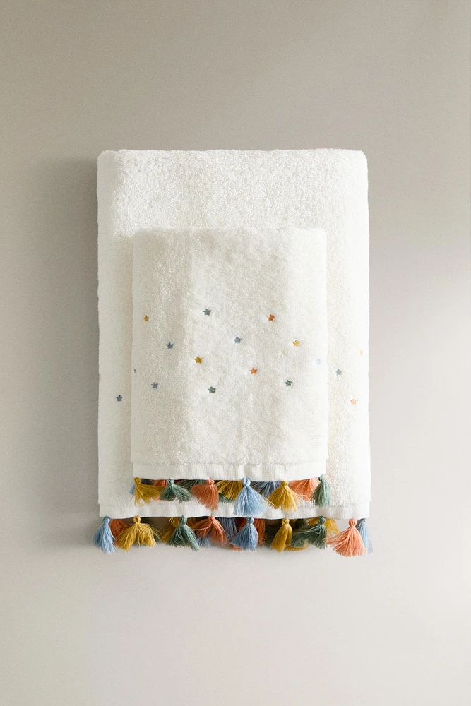 SERVIETTE DE BAIN ENFANT POMPONS