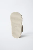 DAISY BAREFOOT SNEAKERS