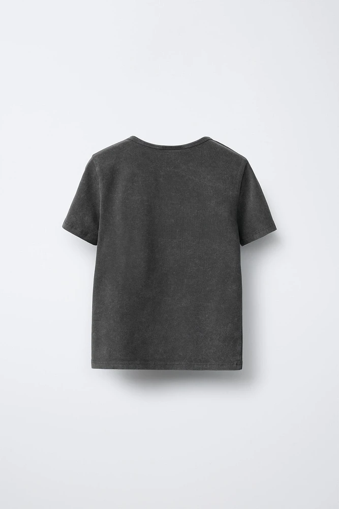T-SHIRT À EFFET DÉLAVÉ IMPRIMÉ