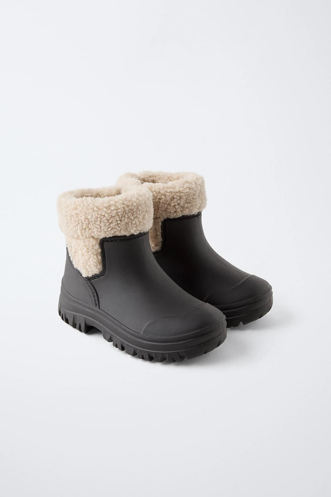 FLEECE RAIN BOOTS