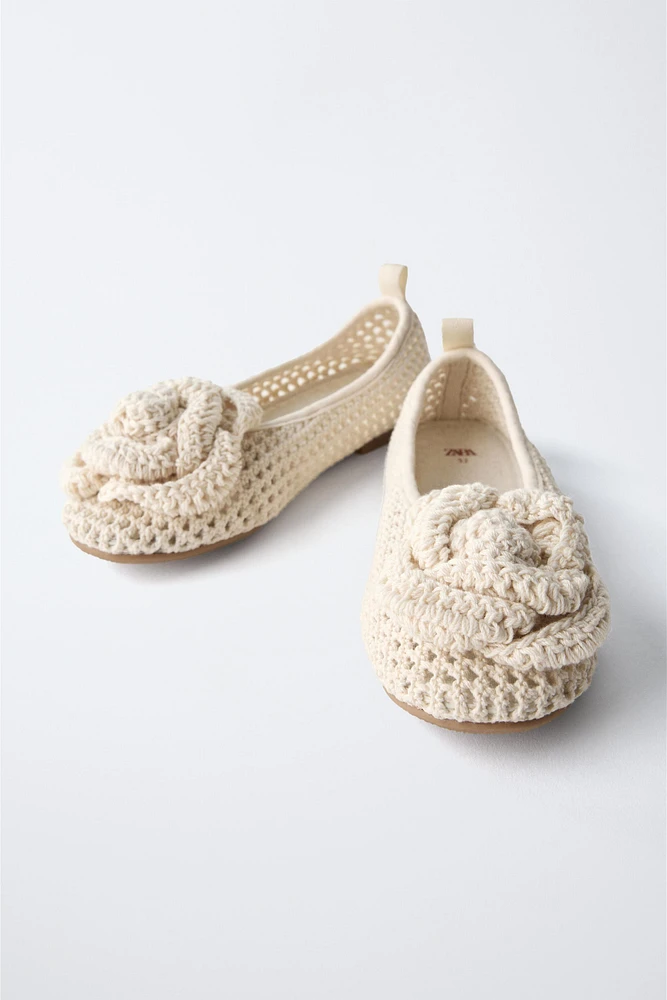 BALLERINES FLEUR CROCHET