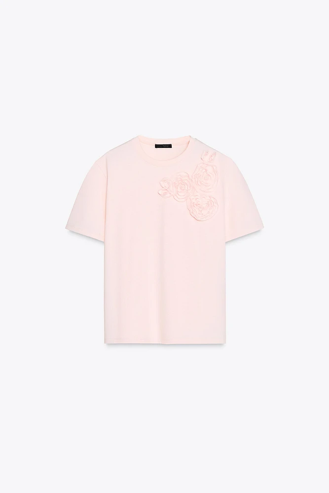 T-SHIRT À FLEUR