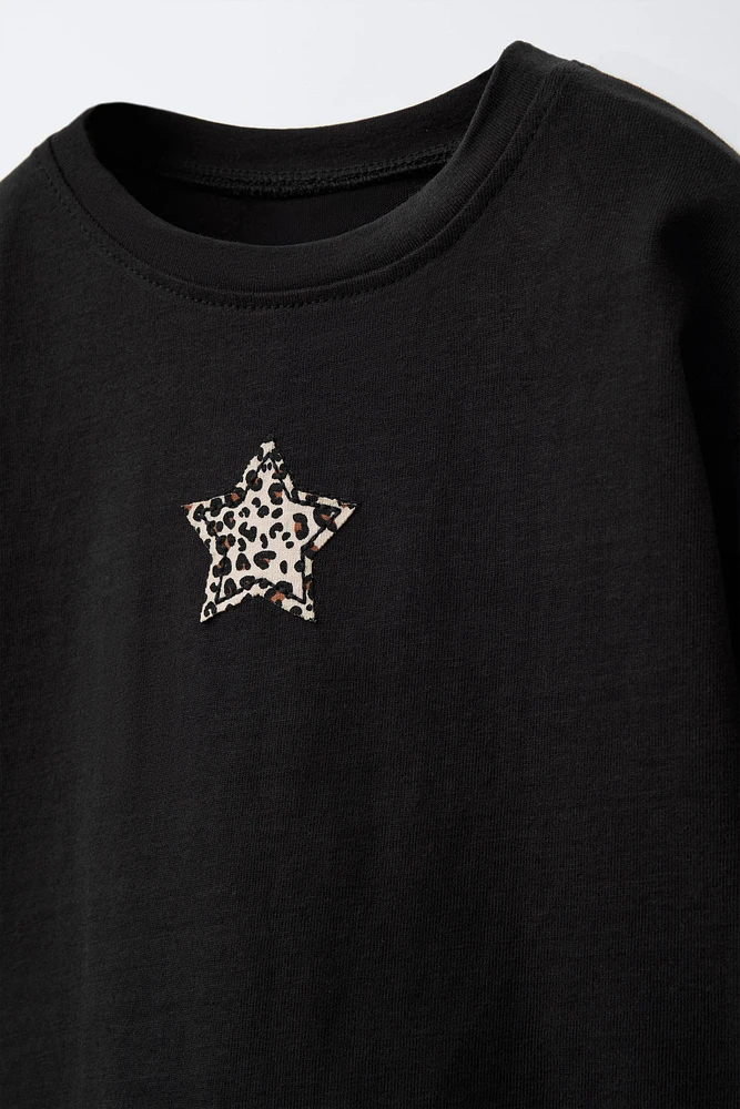 HEART PATCH T-SHIRT