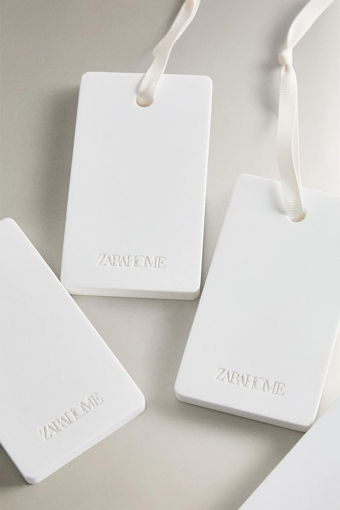 LOT DE 4 BARRES PARFUMÉES PLACARD ABSOLUTE LINEN