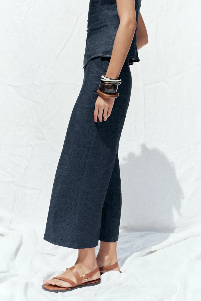TOE STRAP SANDALS