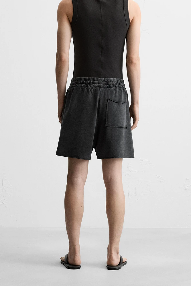 WASHED RELAXED FIT SHORTS
