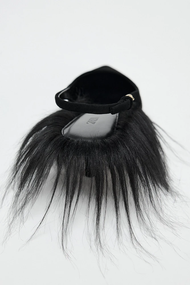 MULES EN CUIR AVEC DÉTAIL EFFET FOURRURE ÉDITION LIMITÉE
