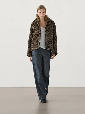 Short animal print collared coat
