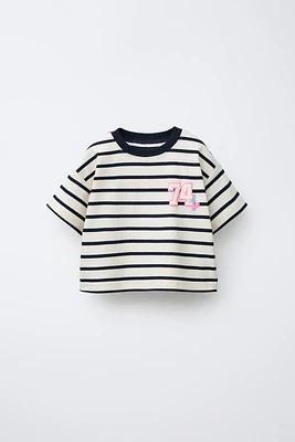 STRIPED EMBOSSED PRINT T-SHIRT