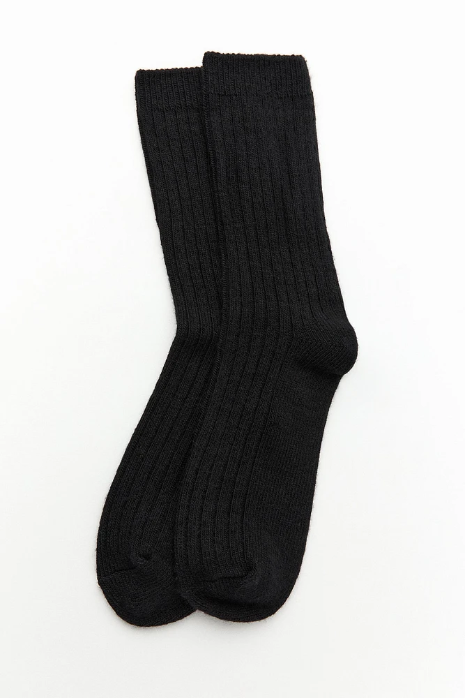 RIBBED SOCKS