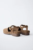 SPLIT LEATHER CLOGS