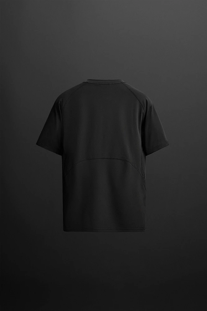 COMPRESSION TECHNICAL T-SHIRT