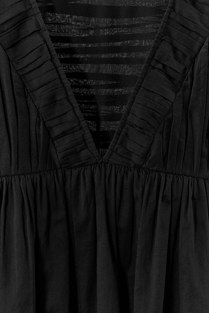 PLEATED ELASTIC BLOUSE