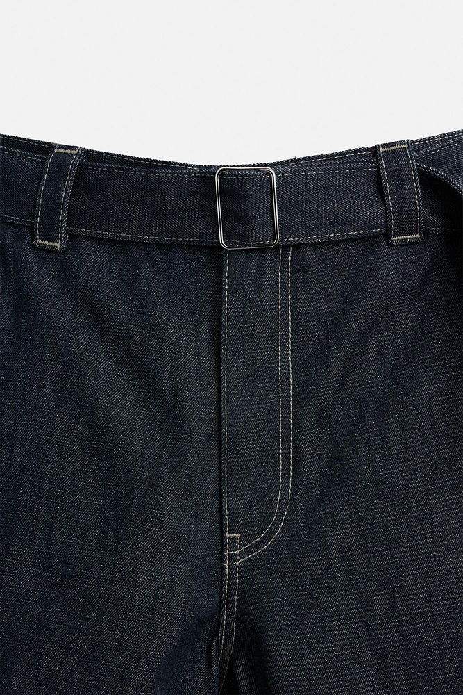 STRAIGHT FIT BELTED JEANS