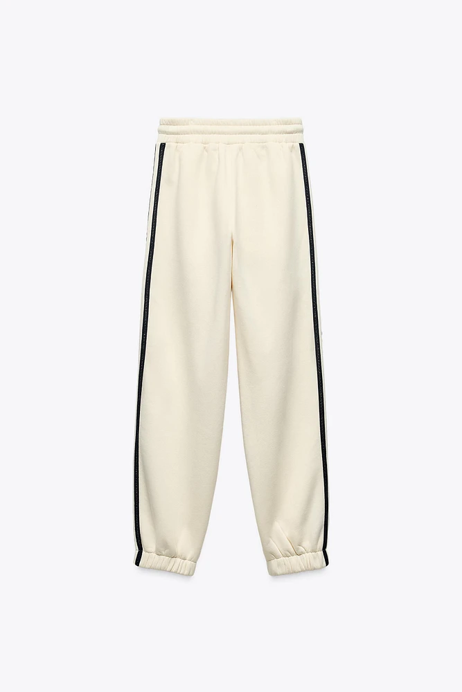 TEXT PRINT SWEATPANTS