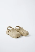 RUBBER CLOGS