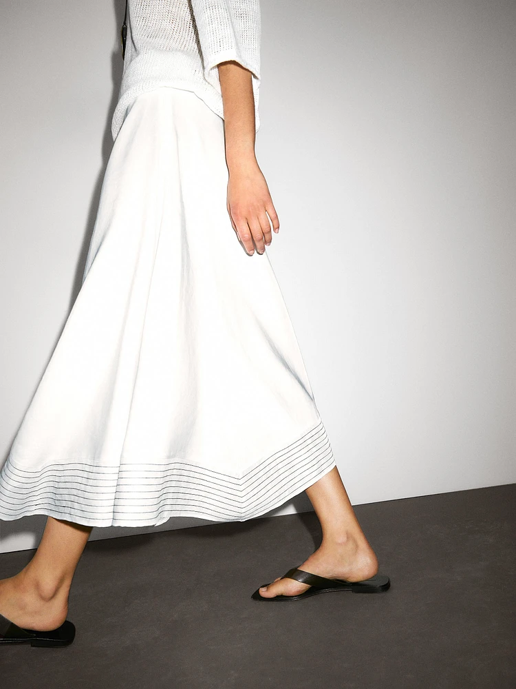 Flared linen blend skirt with seam details