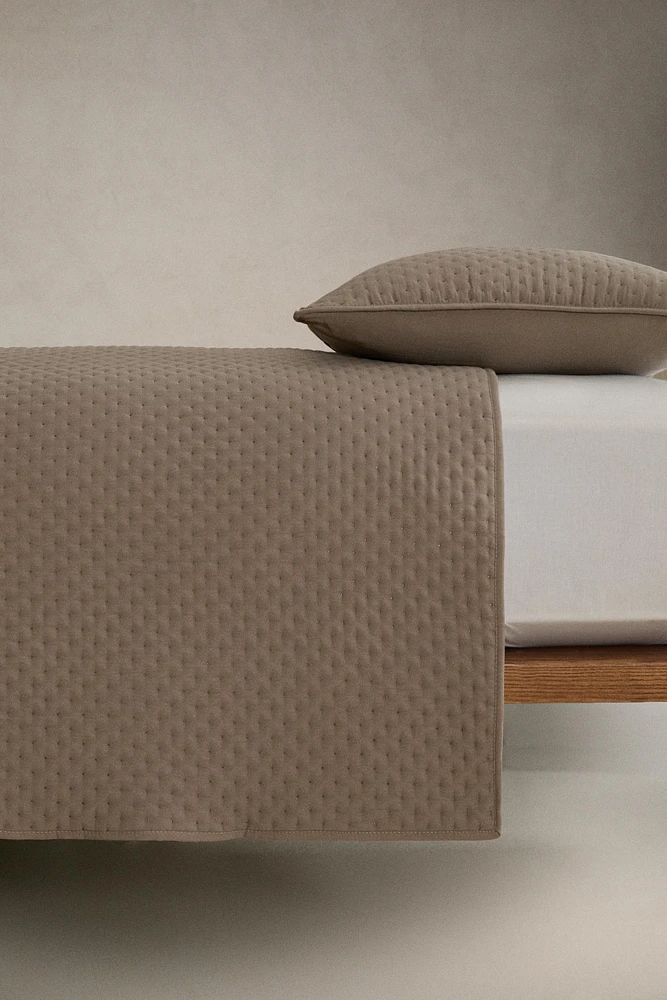 MICROFIBER QUILT