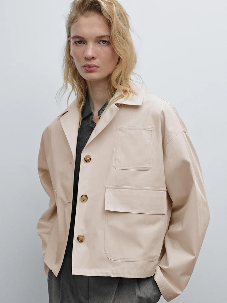 Water-repellent cape jacket